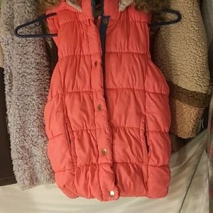 Girls puffer vest